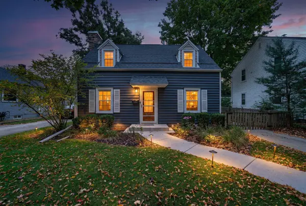 134 N 91st Pl, Milwaukee, WI 53226