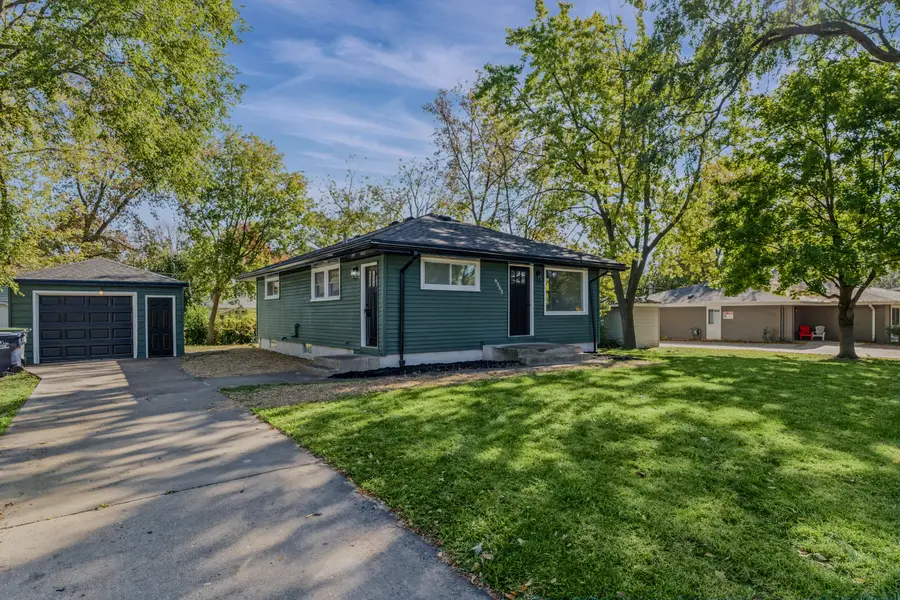 6352 N 101st St, Milwaukee, WI 53225 - #2