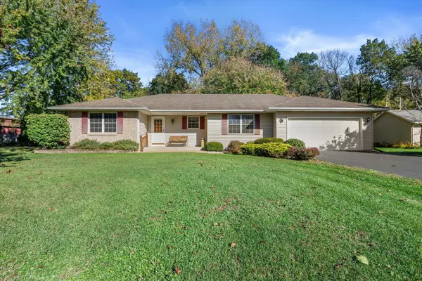 1711 Landre Ct, Burlington, WI 53105