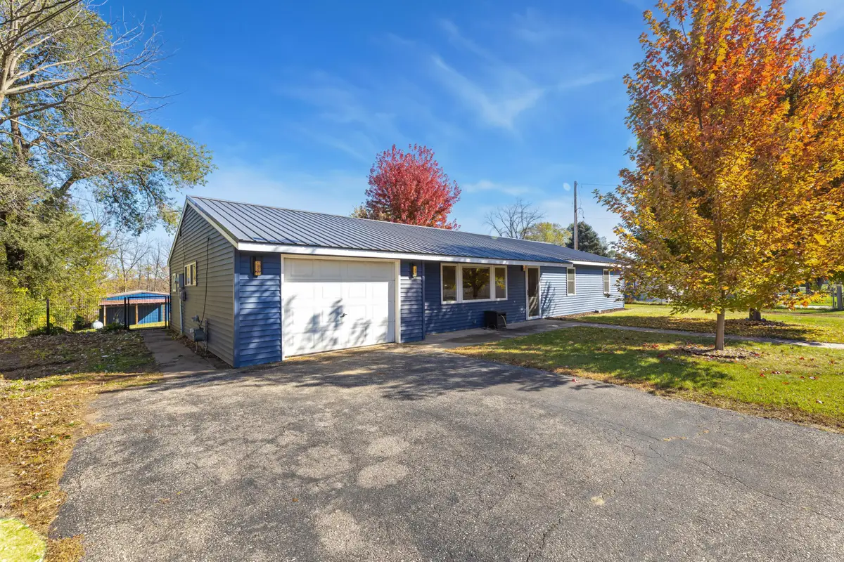 W7848 Maple Dr, Onalaska, WI 54650 - #1