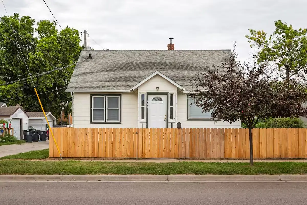 621 Farnam St, La Crosse, WI 54601 - #1