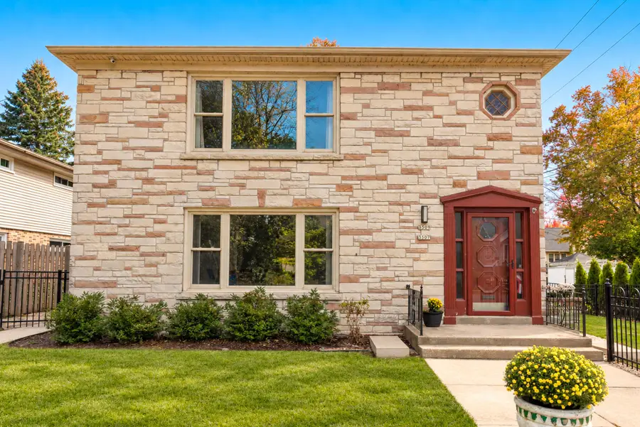 3507 N Downer Ave, Shorewood, WI 53211 - #2