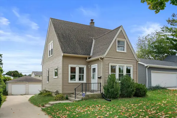4039 W Cheyenne St, Milwaukee, WI 53209