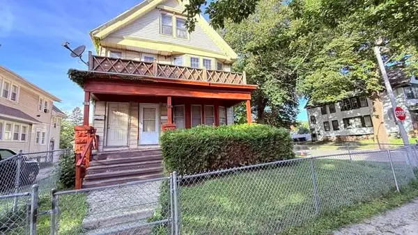 1800 W Nash St, Milwaukee, WI 53206