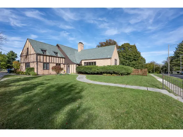 1326 Thomas Ave, Watertown, WI 53094