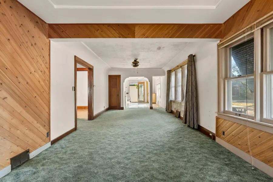 1100 N 69th St, Wauwatosa, WI 53213 - #3