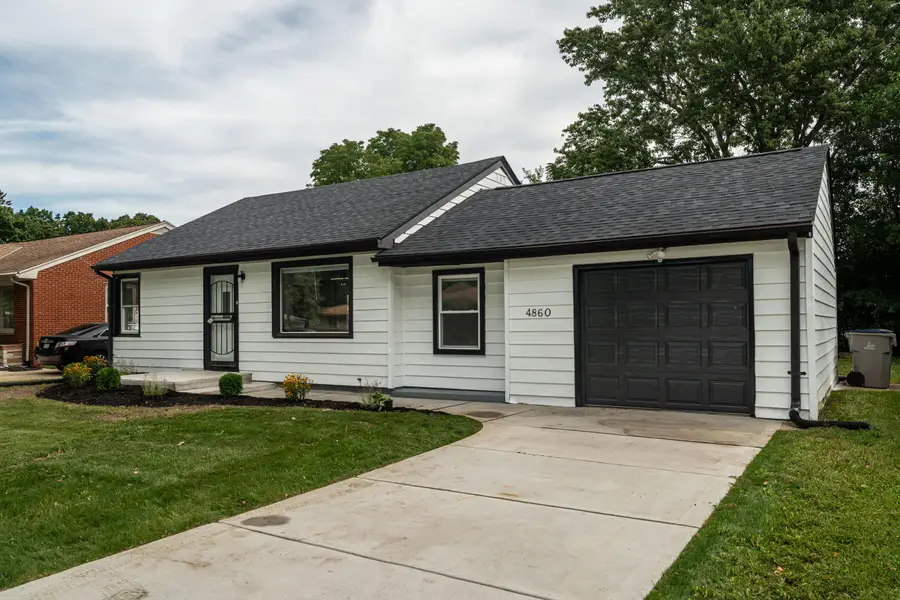 4860 N 89th St, Milwaukee, WI 53225 - #3