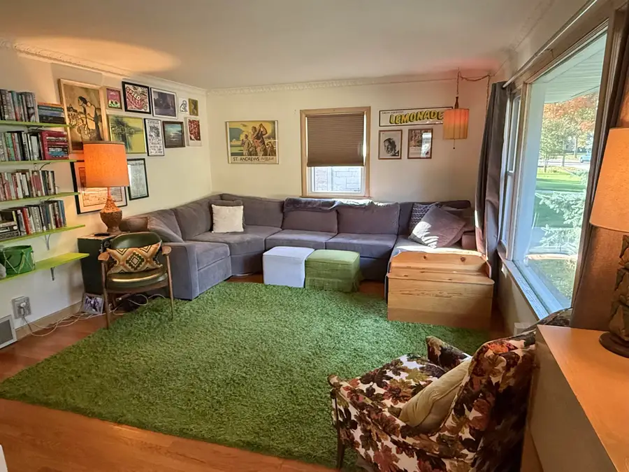 5443 W Hayes Ave, West Allis, WI 53219 - #2