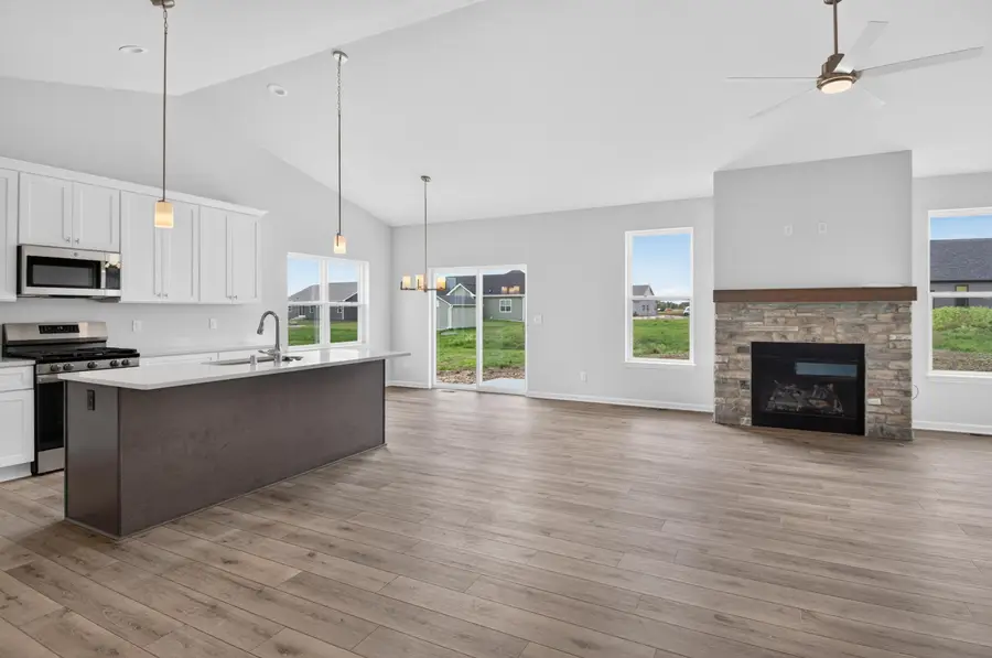 1269 West Kiddle Ln, Union Grove, WI 53182 - #3