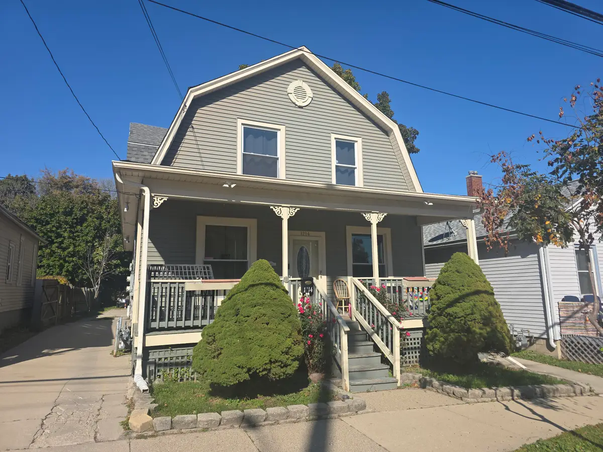 1214 Hamilton St, Racine, WI 53404 - #1