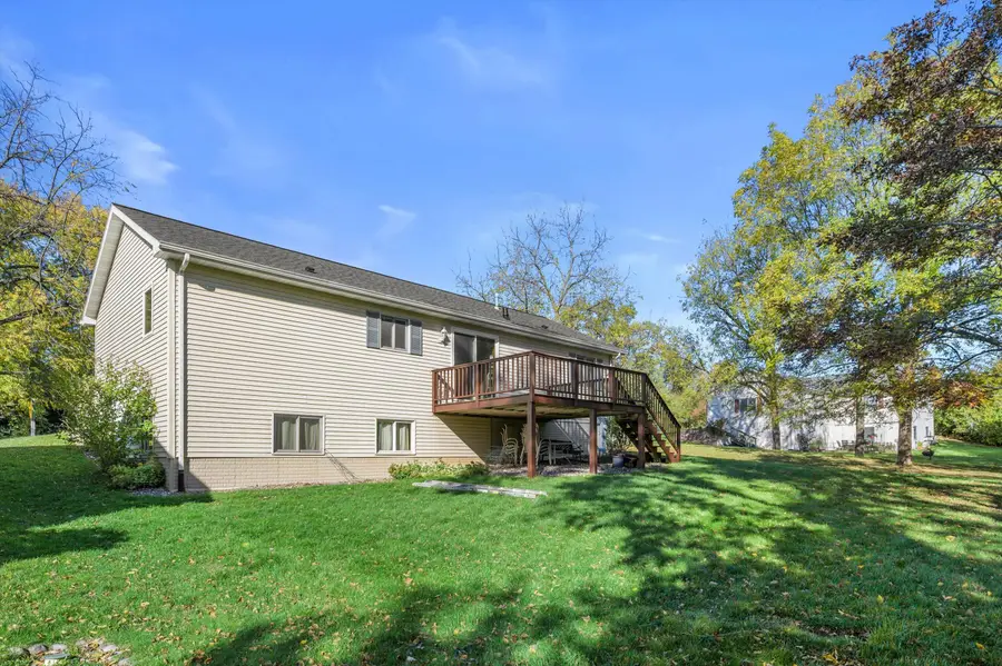 509 N University Dr, Waukesha, WI 53188 - #3