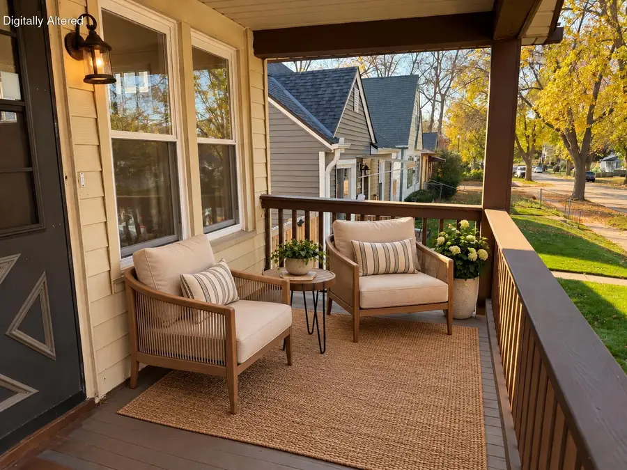 919 E Holt Ave, Milwaukee, WI 53207 - #3