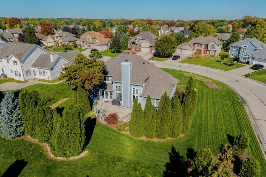 6401 Wembly Ln, Mount Pleasant, WI 53406 - #3