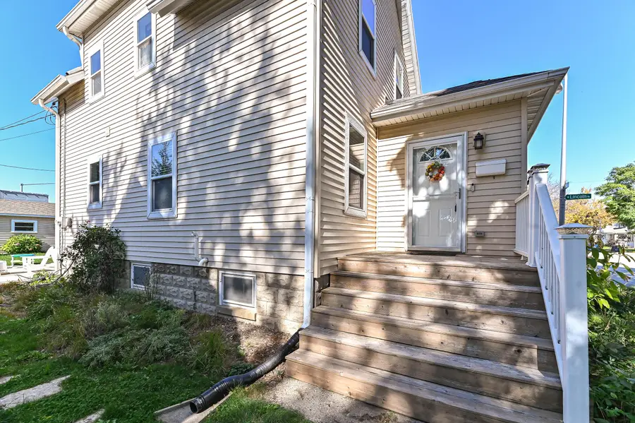 2305 S 83rd St, West Allis, WI 53219 - #3