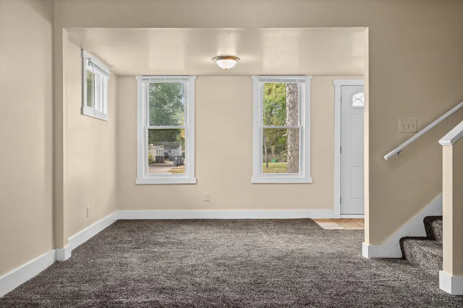 915 17th St S, La Crosse, WI 54601 - #3