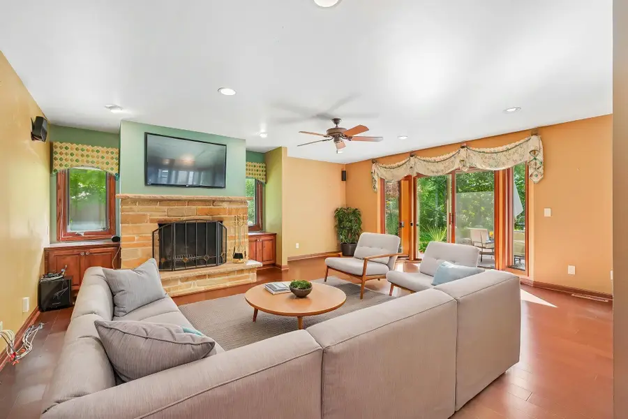 17575 Royalcrest Dr, Brookfield, WI 53045 - #3
