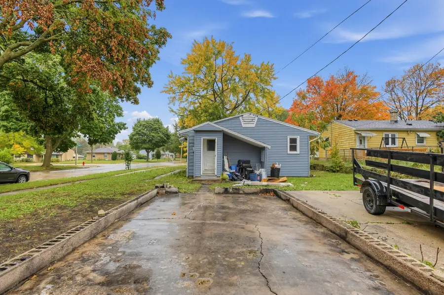 5809 N 70th St, Milwaukee, WI 53218 - #3