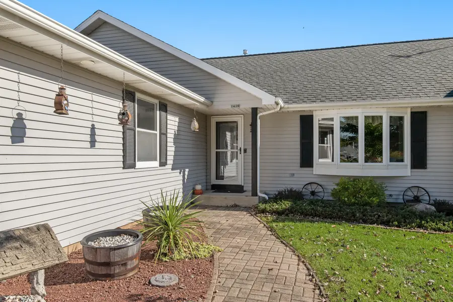 1419 Creek Side Dr, Lyons, WI 53105 - #2
