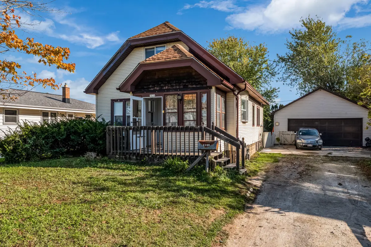 5610 S Disch Ave, Cudahy, WI 53110 - #1