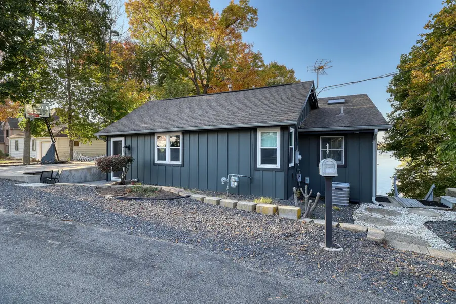 W288N8053 Park Dr, Merton, WI 53029 - #2