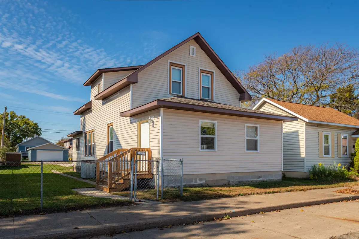 1227 George St, La Crosse, WI 54603 - #1