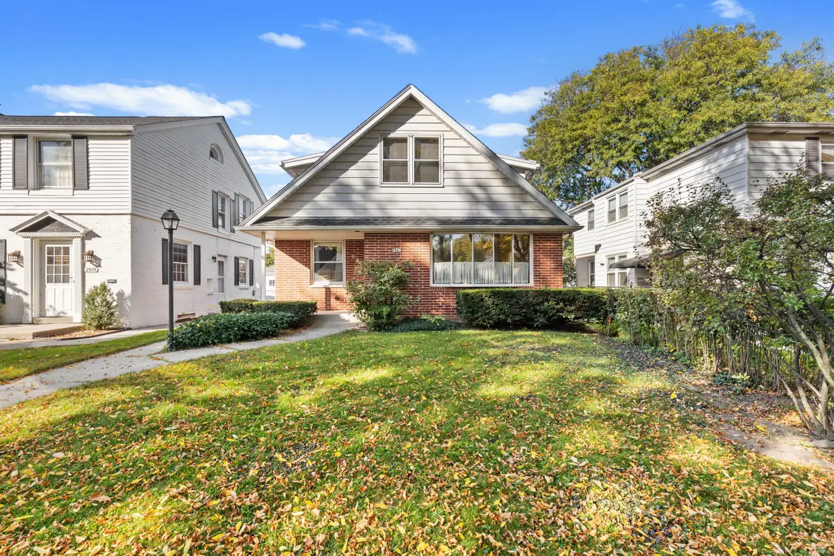 2967 S 38th St, Milwaukee, WI 53215 - #1