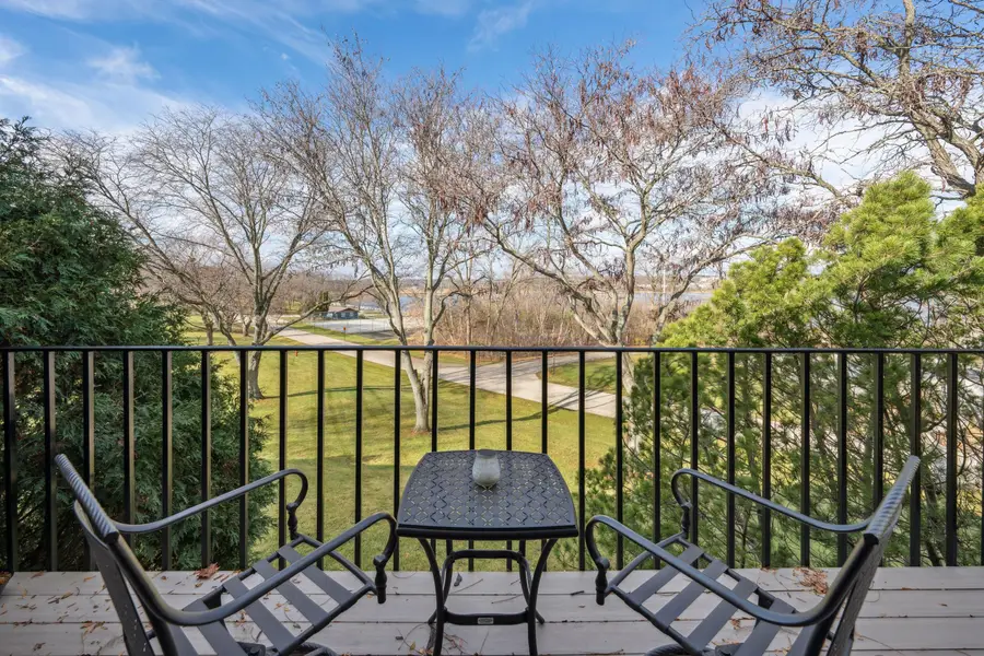 34 Lausanne Ct, Geneva, WI 53147 - #2