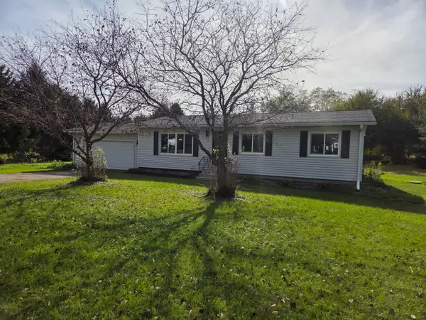 N4901 Linse Rd, Hamilton, WI 54669