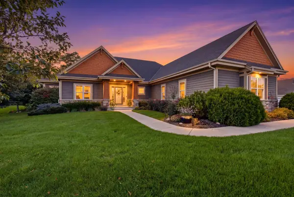 11237 N River Birch Dr, Mequon, WI 53092