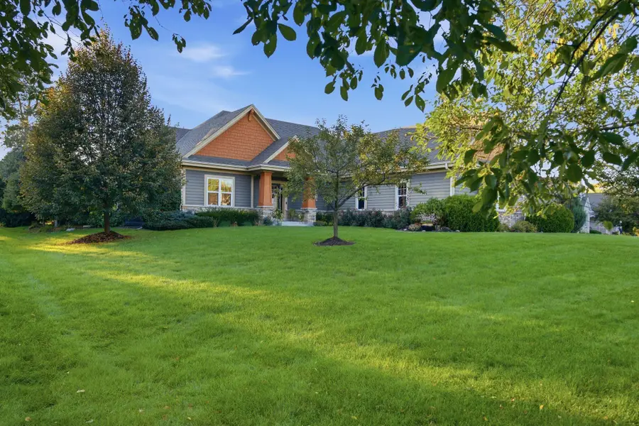 11237 N River Birch Dr, Mequon, WI 53092 - #3
