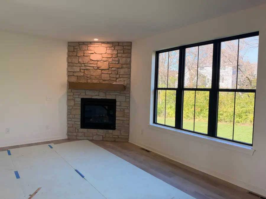 3804 Oakmont Trl, Waukesha, WI 53188 - #3