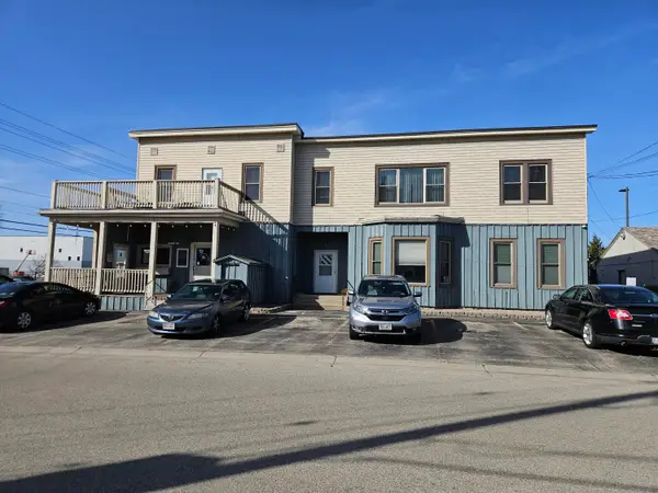 N91W16356 Pershing Ave, Menomonee Falls, WI 53051