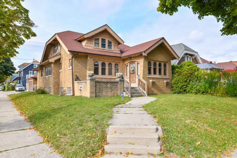 2903 N 46th St, Milwaukee, WI 53210 - #2