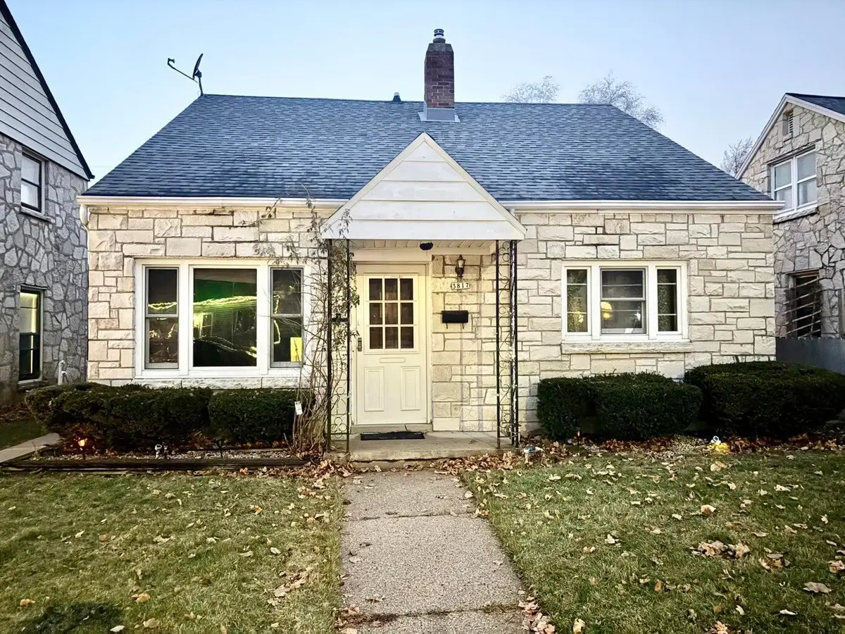 3817 S 14th St, Milwaukee, WI 53221 - #1