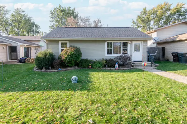 10408 268th Ave, Salem Lakes, WI 53179