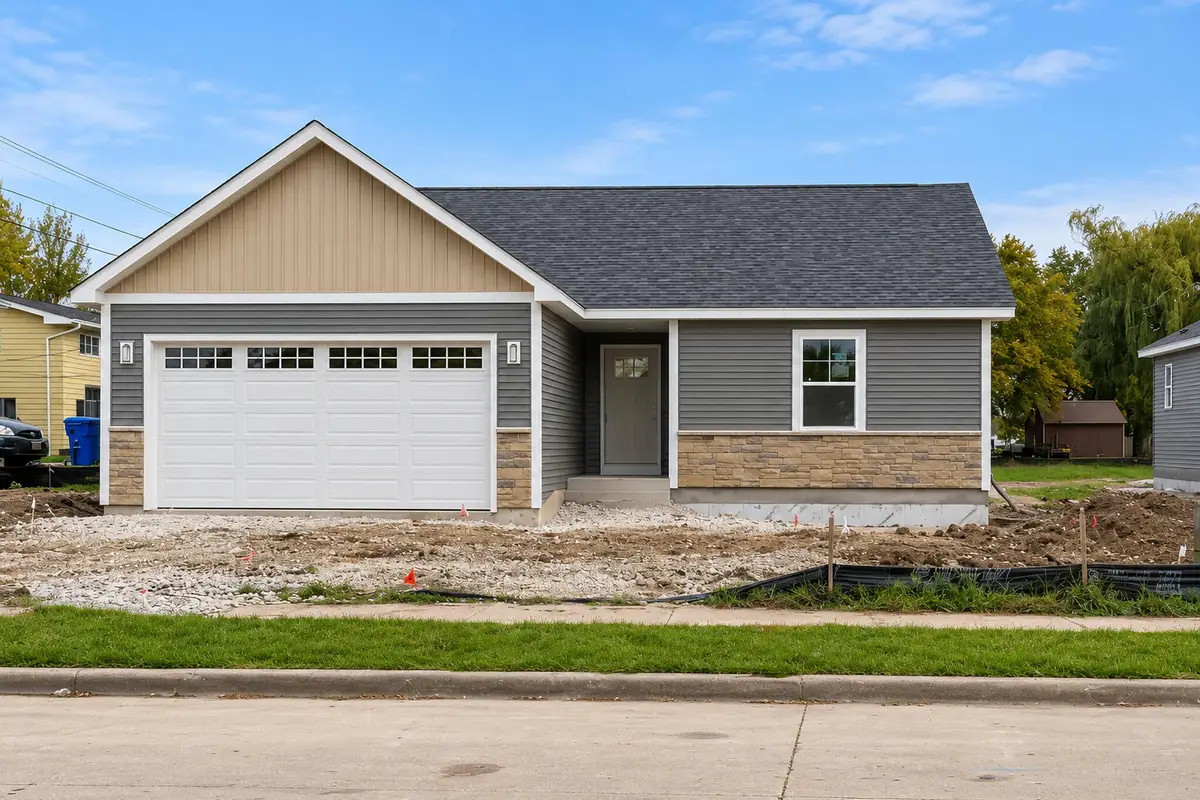 5708 55th St, Kenosha, WI 53144 - #1