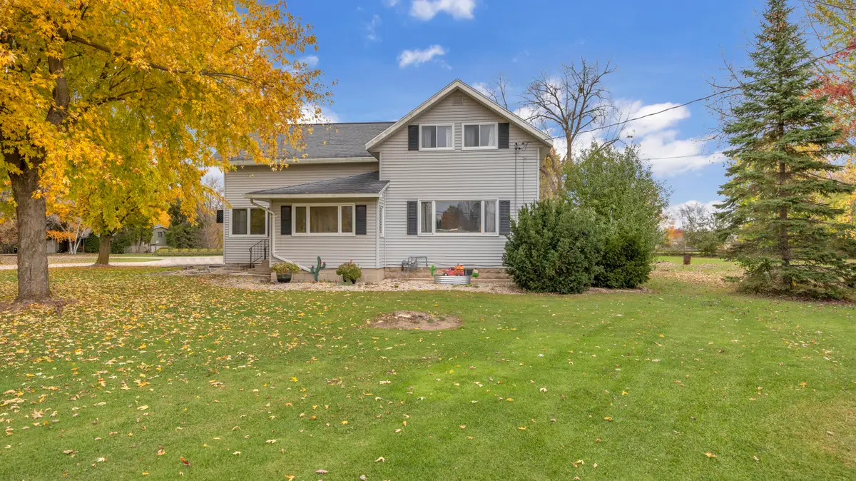 N7701 Van Dyne Rd, Fond Du Lac, WI 54937 - #1