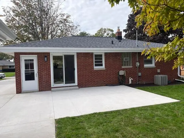 4428 S 63rd St, Greenfield, WI 53220 - #3