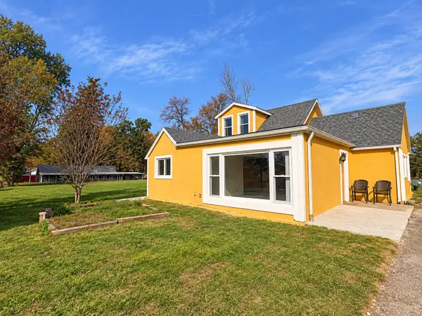 W814 Washington Ave, Bloomfield, WI 53105