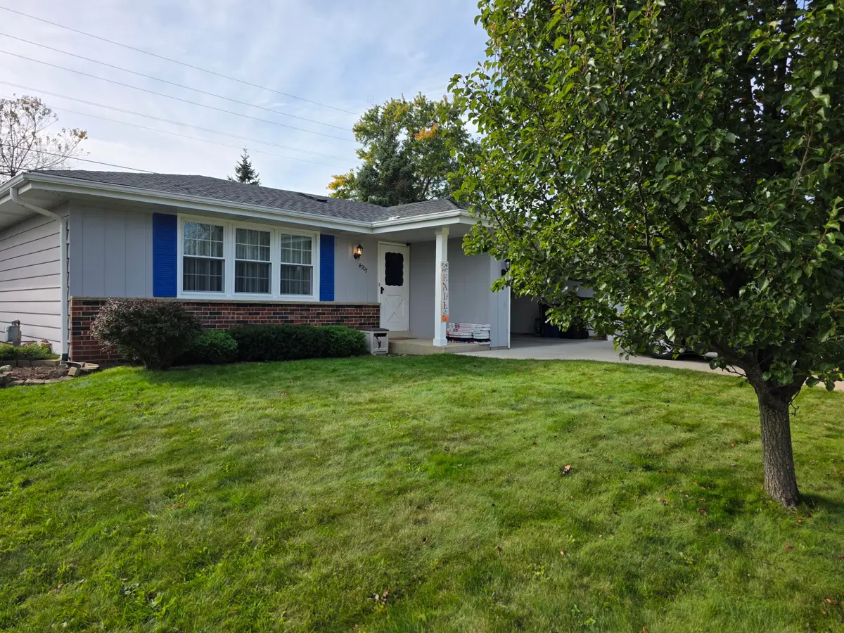 4907 Westway Ave, Racine, WI 53406 - #1