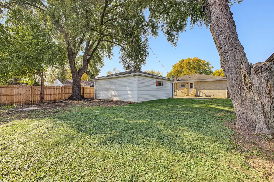 1731 Monroe Ave, Racine, WI 53405 - #3
