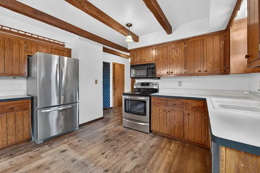 1740 Michigan Ave, South Milwaukee, WI 53172 - #3