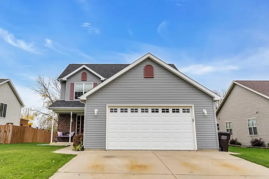 8496 Westbrook Dr, Sturtevant, WI 53177 - #2