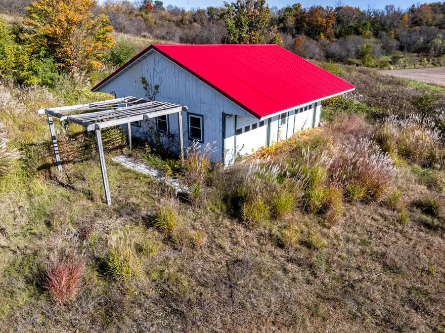 N16450 Hilltop Ln, Galesville, WI 54630 - #3