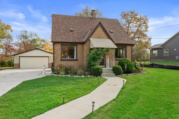 8060 S 20th St, Oak Creek, WI 53154