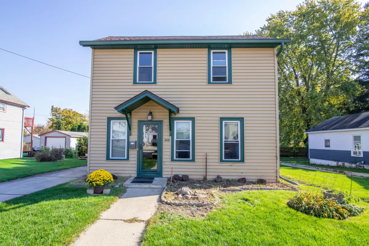 440 Mechanic St, Fort Atkinson, WI 53538 - #1