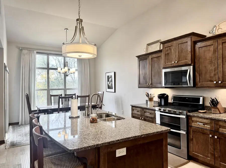809 Conifer Ct, Waukesha, WI 53188 - #3