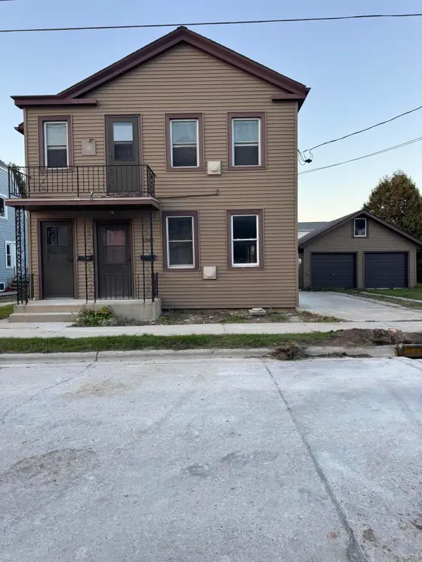 1608 23rd St, Two Rivers, WI 54241
