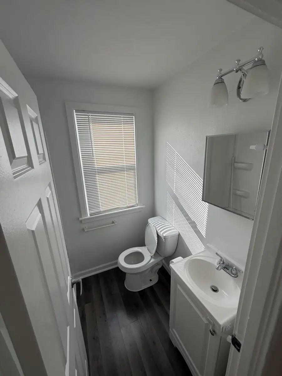 4229 W Luscher Ave, Milwaukee, WI 53209 - #2