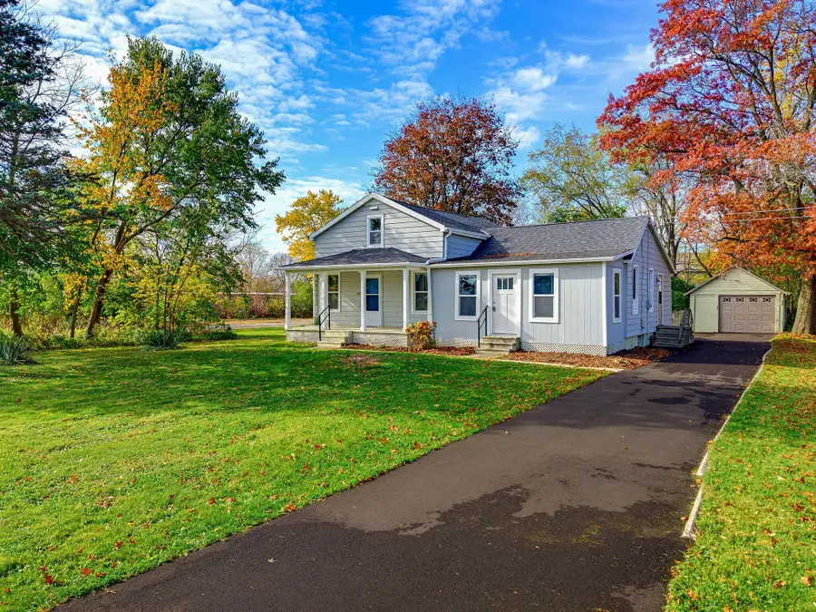 341 Zion St, Hartland, WI 53029 - #2